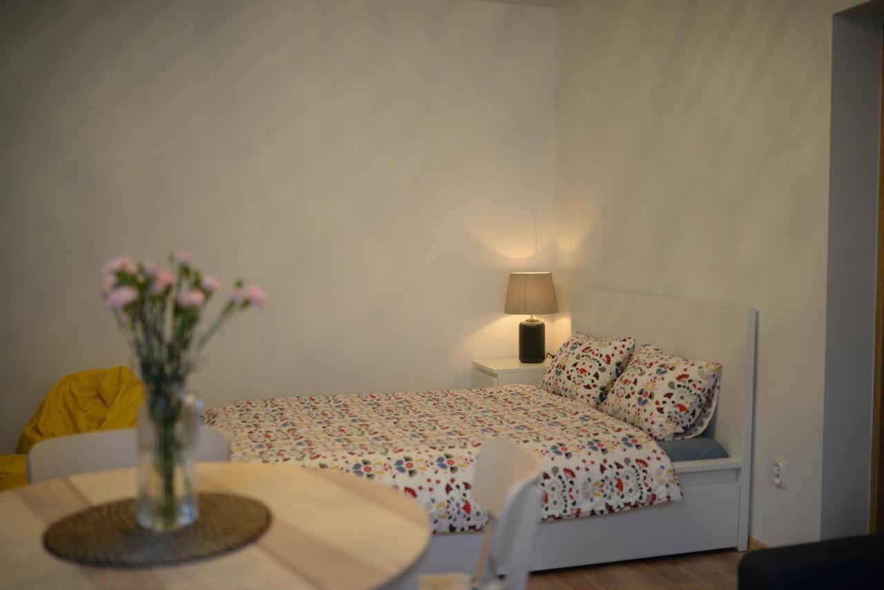 Wood Apartment คาโตวีตเซ ภายนอก รูปภาพ
